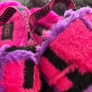 UGG Kids' Pink and Purple Fluffy Bag